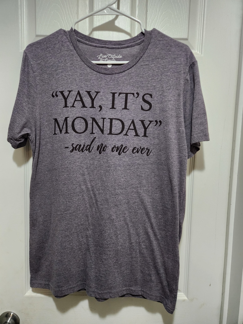 Short-Sleeve Graphic Tee in Heather Purple